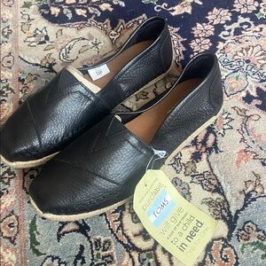 TOMS Wmn Classic Black Leather Espadrille Slip On Flats size 8.5